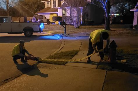 League City performs pipe flush to improve city’s water quality .
